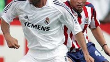 <B>BUEN PARTIDO.</B> Zidane dejó contra el Gudalajara los detalles de más calidad del partido.