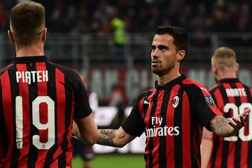 Milan se impuso sobre Bolonia 2-1 en la fecha 35 de la Serie A y se metió a la pelea por un cupo europeo. 