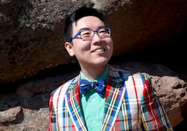 Los médicos le dieron 3 horas de vida, los dedicó a jugar a videojuegos y ahora genera 10 millones de dólares al año con su estudio