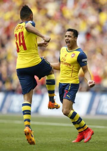 Alexis Sánchez sumó su segundo título en Arsenal.