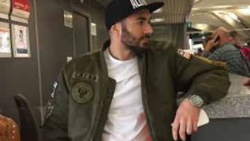 El Barcelona descartó a Benzema por problemático