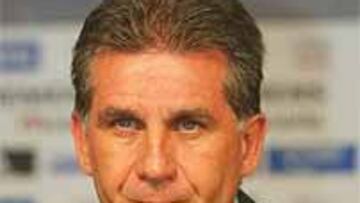 <b>CON CALMA.</b> Queiroz no tiene prisa. Queda mucha Liga.
