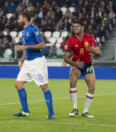 Pepe Reina to Diego Costa: “You could have got sent off!”