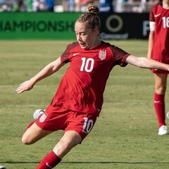 Olivia Moultrie, niña que jugará como profesional a los 13 años