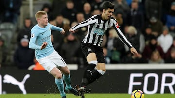 Mikel Merino ante el City.