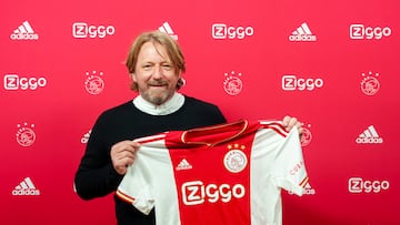 El Ajax ficha al gurú de los fichajes del Dortmund