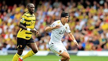 Ra&uacute;l Jim&eacute;nez durante el partido del Wolverhampton contra el Watford