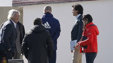 Layhoon, Pastorello y Sol.