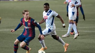 El descendido Eibar quiere despedirse de manera honrosa ante un Barcelona decaído después de dejar escapar la posibilidad de ser campeón.