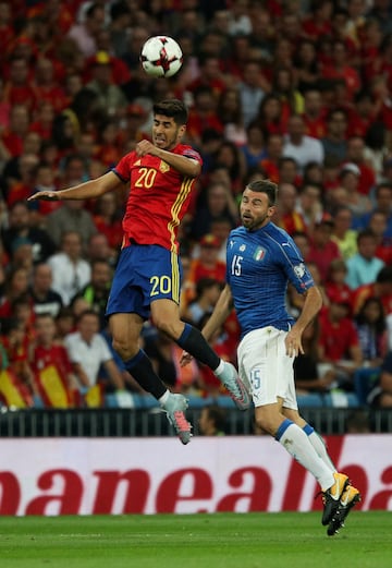 Marco Asensio and Barzagli.