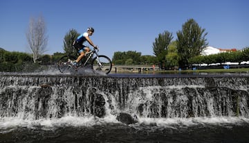 El Tri Cross Navaluenga en imágenes