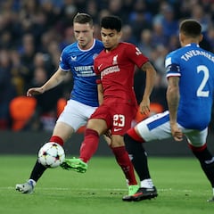 El Liverpool de Díaz vence al Rangers de Morelos en Anfield