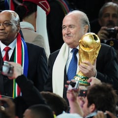 Blatter se planta contra el Mundial: “Aléjense de Estados Unidos”