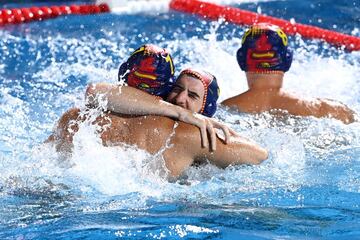 Abrazo de España.