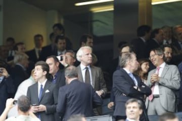 Gran ambiente en el palco del Bernabéu. 