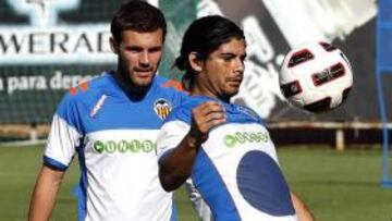 <b>PREPARADOS. </b>Mata, Banega, Piatti y Parejo deben asumir el mando del fútbol de ataque de un Valencia que dependerá de su inspiración.
