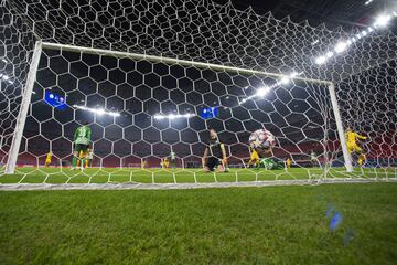 0-2. Martin Braithwaite marcó el segundo gol.