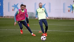 Iniesta y Busquets vuelven al equipo, pero Rafinha se cae