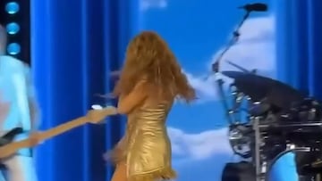 La aparatosa caída de Shakira en pleno concierto en El Salvador: tienen que ver su reacción