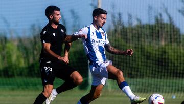 El Castellón desnuda al Levante a diez días del debut