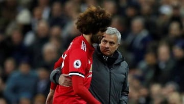 Fellaini dice que la crisis del United es por haber despedido a Mourinho demasiado pronto
