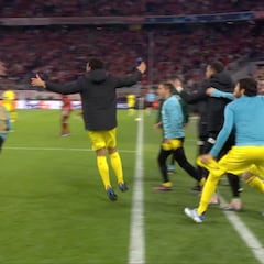 La machada fue de proporciones épicas: vean lo que hicieron Lewandowski y Müller al acabar...
