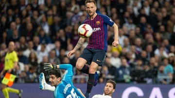 Rakitic anota el 1-0 en el marcador.