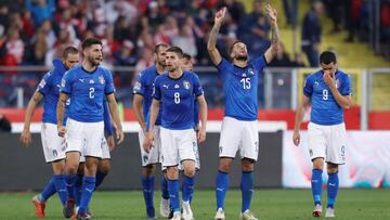 Soccer Football - UEFA Nations League - League A - Group 3 - Poland v Italy - Silesian Stadium, Chorzow, Poland - October 14, 2018  Italy&#039;s Cristiano Biraghi celebrates scoring their first goal with teammates  REUTERS/Kacper Pempel