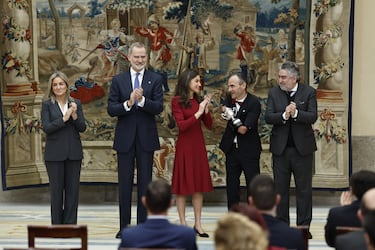 La reina Letizia entrega a Ricardo Ten Argilés su Premios Infanta Sofía en la entrega de los Premios Nacionales del Deporte 2023 y 2024