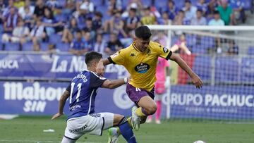 24.09.2023 PARTIDO 2ª DIVISION 
ESTADIO CARLOS TARTIERE REAL OVIEDO-VALLADOLID COLOMBATTO TRATRA DE FRENAR A MESEGUER