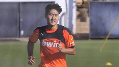 12/08/20
 ENTRENAMIENTO DEL VALENCIA CF - 
 KANG IN LEE