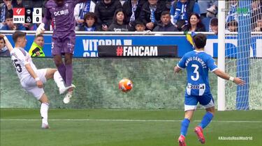 Las pol¨¦micas de la jornada 31 en LaLiga: todos los penaltis, expulsiones y jugadas controvertidas