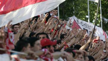 La afición del Rayo en Vallecas.