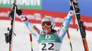 La francesa de 29 a&ntilde;os, Marion Rolland, se proclama campeona de la prueba de descenso en los Mundiales de Esqu&iacute; Alpino.
