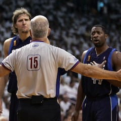 Un exárbitro NBA: "A Dallas le robaron el anillo de 2006"