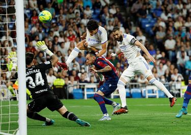 Benzema equals Raúl’s Real Madrid goal tally: how many has he scored?