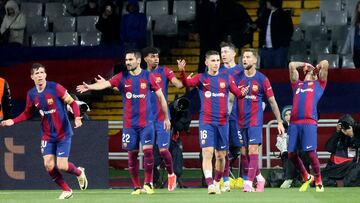 Soccer Football - LaLiga - FC Barcelona v Las Palmas - Estadi Olimpic Lluis Companys, Barcelona, Spain - March 30, 2024 FC Barcelona players react after Raphinha scores a goal that was later disallowed REUTERS/Nacho Doce