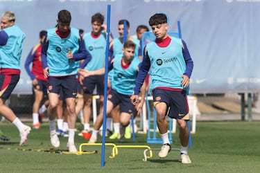 El Racing quiere la cesión de Xavi Espart, lateral derecho del Barça B