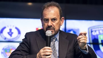 Ángel Torres y el Real Madrid: "No se puede vivir de la renta de tres Champions..."