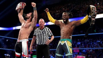 Seth Rollins y Kofi Kingston durante el episodio de Raw del 18 de junio de 2019.