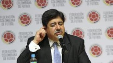 Bedoya dice que los &uacute;nicos pagos a la FCF son de Conmebol.