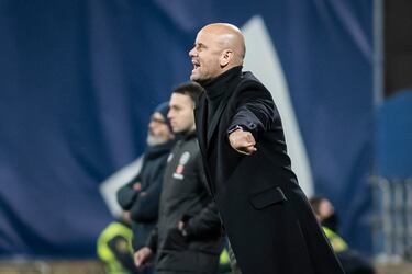 El Málaga busca impulso ante un Zaragoza atrapado en el tiempo