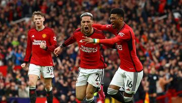 Soccer Football - FA Cup - Quarter Final - Manchester United v Liverpool - Old Trafford, Manchester, Britain - March 17, 2024 Manchester United's Antony celebrates scoring their second goal with Amad Diallo REUTERS/Molly Darlington     TPX IMAGES OF THE DAY