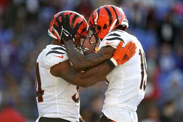 Running back Samaje Perine celebrates scoring with wide receiver Auden Tate in the Cincinatti Bengals' win over the Baltimore Ravens.