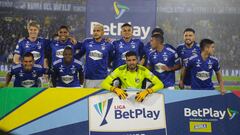 Jugadores de Millonarios en un partido de Liga BetPlay.