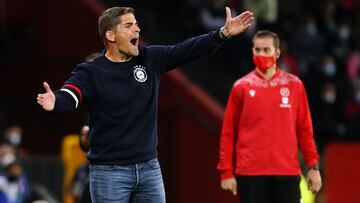 Robert Moreno durante el partido.