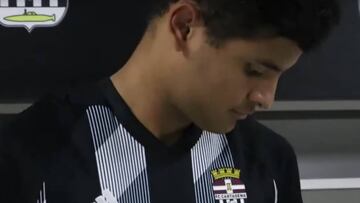 Lucas de Vega, el triunfo del Barcelona en Segunda B