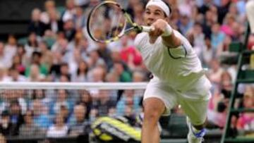 Nadal también galopa con la pista cubierta