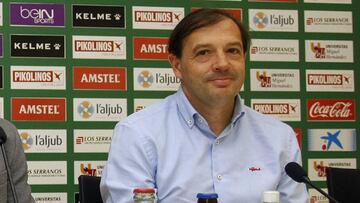 01/06/16 ELCHE
PRESENTACION PARTIDO VETERANOS ELCHE
NANDO DIEGO GARCIA Y JESUS PAREJA
RUEDA DE PRENSA