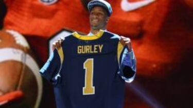 Todd Gurley, con potencial para ser un RB muy especial en la liga... como siempre ocurre en la franquicia.